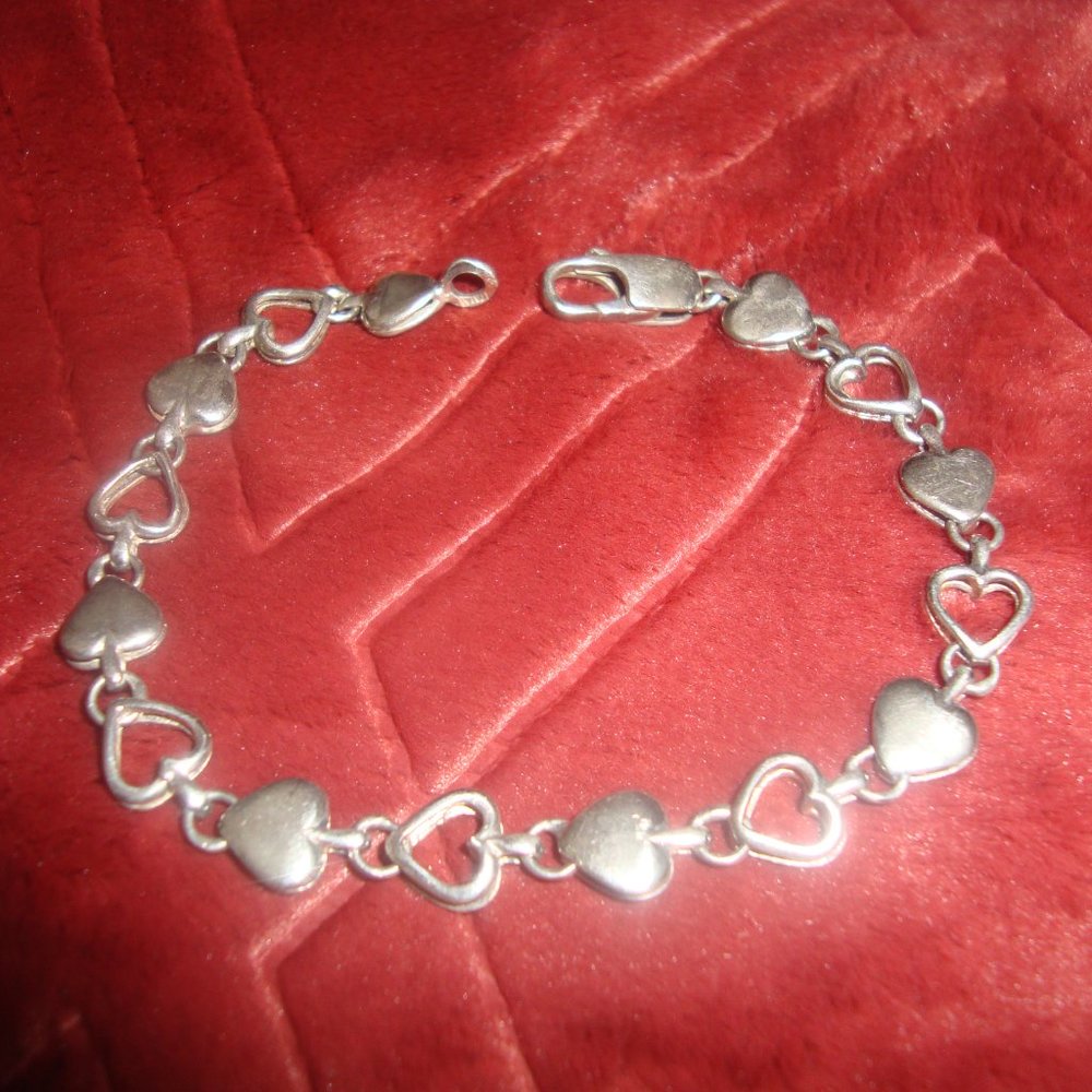 Sterling silver heart bracelet 6.5 inch